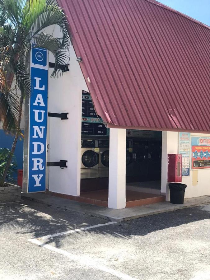 Adina Drive-In Motel Cenang - Managed By Shell Out Resort Pantai Cenang  Bagian luar foto