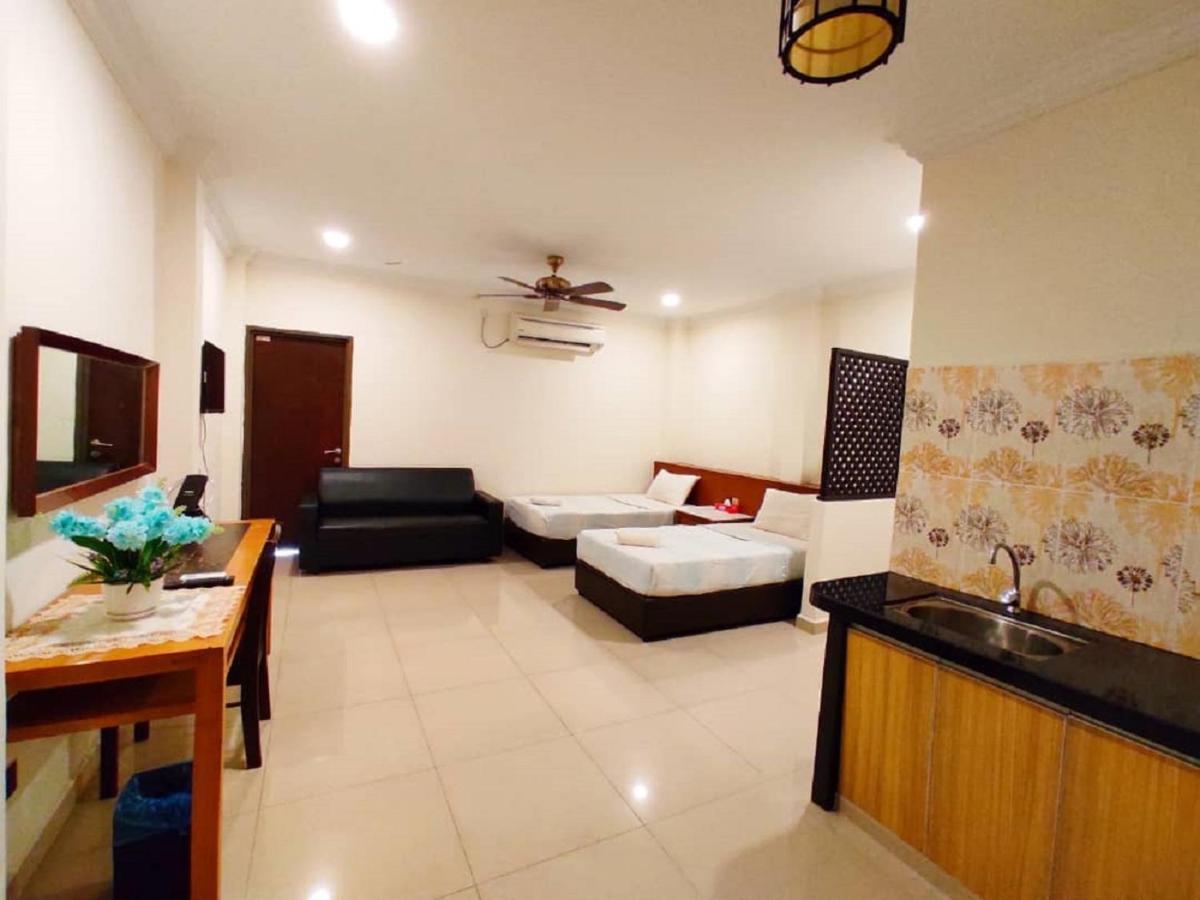Adina Drive-In Motel Cenang - Managed By Shell Out Resort Pantai Cenang  Bagian luar foto